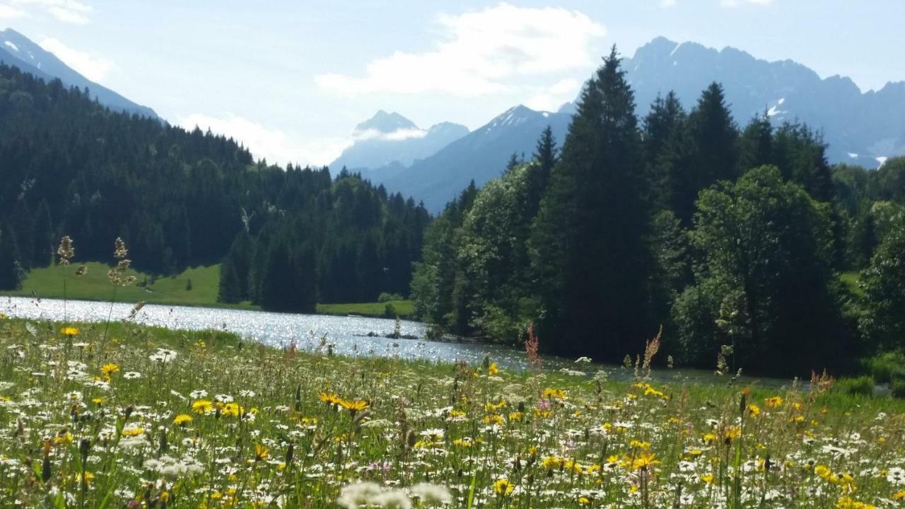Ferienhaus Alpenzauber Krün Exterior foto